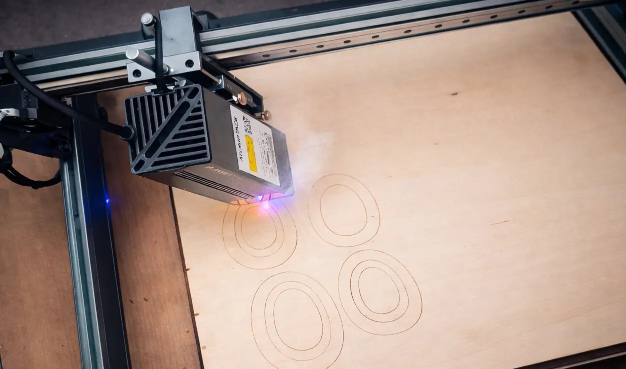 Das Osternest — Bevor der Laser feuert 1